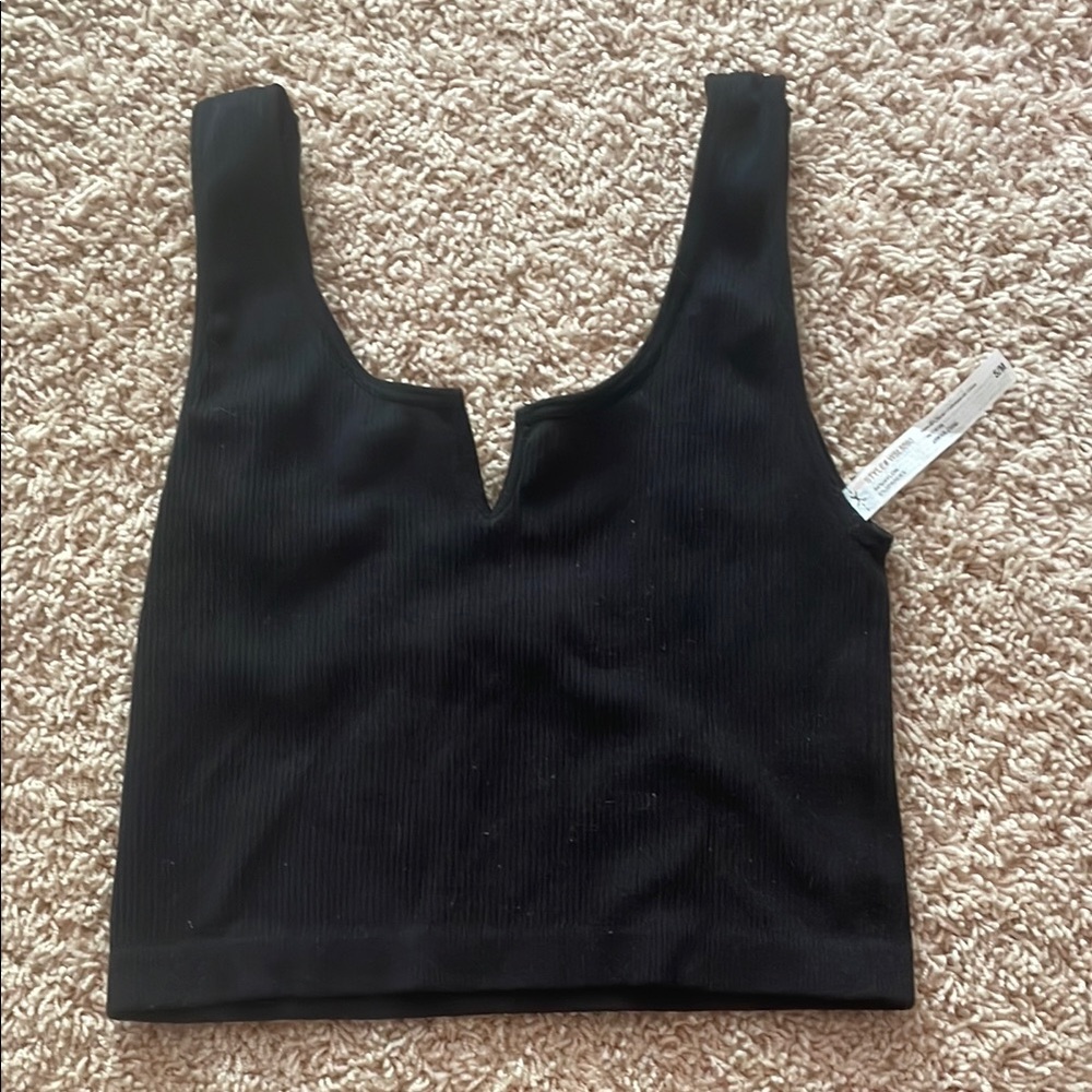 Pitaya black crop tank